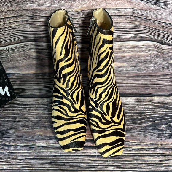 Sam Edelman Lizzo Kitten Heel Bootie new in box size 6.5 M - Picture 8 of 12